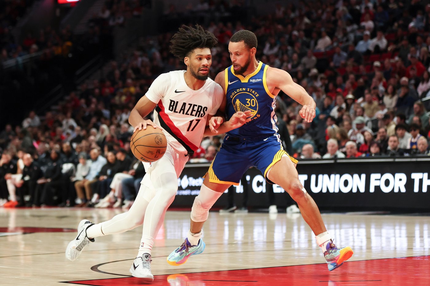 Trail Blazers ink extensions and set opening night lineup | iNFOnews.ca Trail Blazers ink extensions and set opening night lineup | iNFOnews.ca