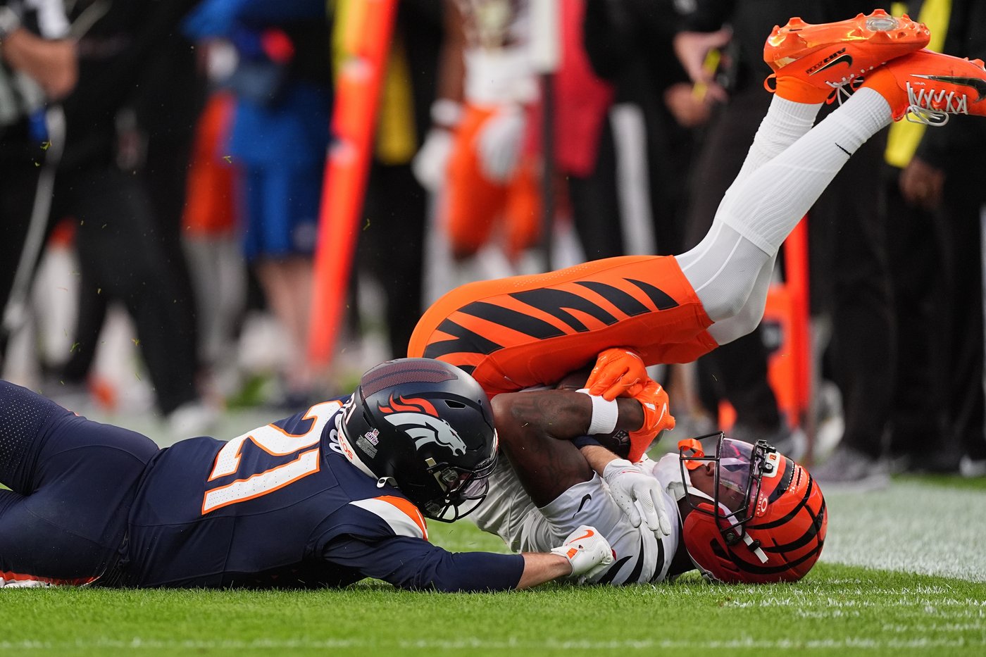 Bengals need to find their way on offense without Burrow after being dominated again | iNFOnews.ca