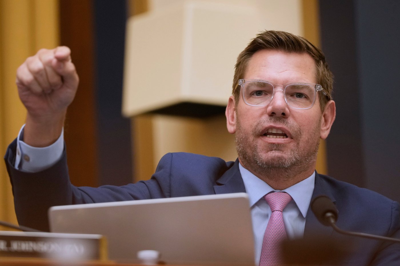 Rep. Eric Swalwell announces his bid for California governor | iNFOnews.ca