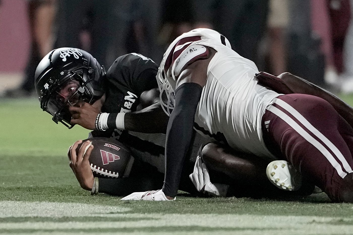 The Latest: Penn State and Texas drop out of the AP Top 25 as Miami reclaims its No. 2 spot | iNFOnews.ca