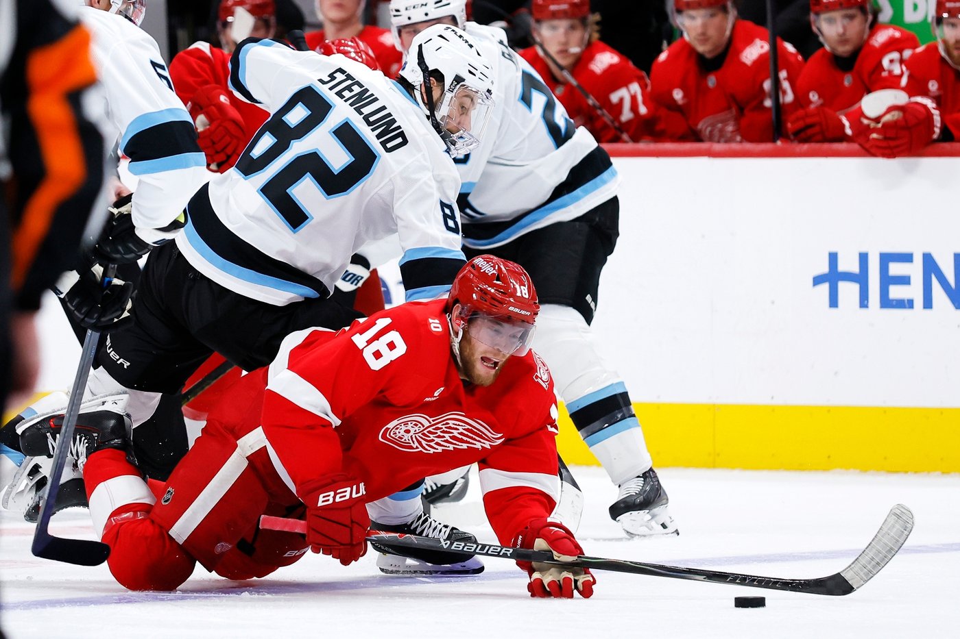 Keller and Mammoth slow down Atlantic Division-leading Red Wings, 4-1 | iNFOnews.ca Keller and Mammoth slow down Atlantic Division-leading Red Wings, 4-1 | iNFOnews.ca