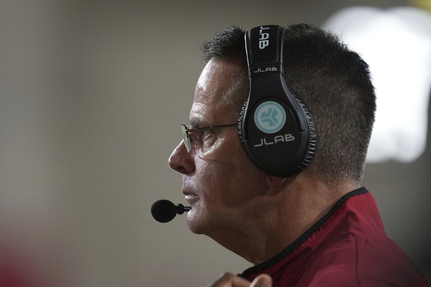 Impressive 63-10 rout over Illinois helps Indiana climb to No. 11, but will it silence the doubters? | iNFOnews.ca