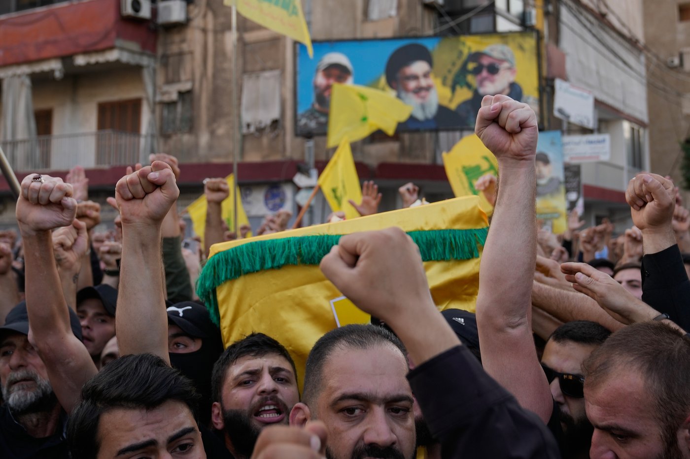 Thousands mourn Hezbollah commander killed in Israeli airstrike | iNFOnews.ca Thousands mourn Hezbollah commander killed in Israeli airstrike | iNFOnews.ca