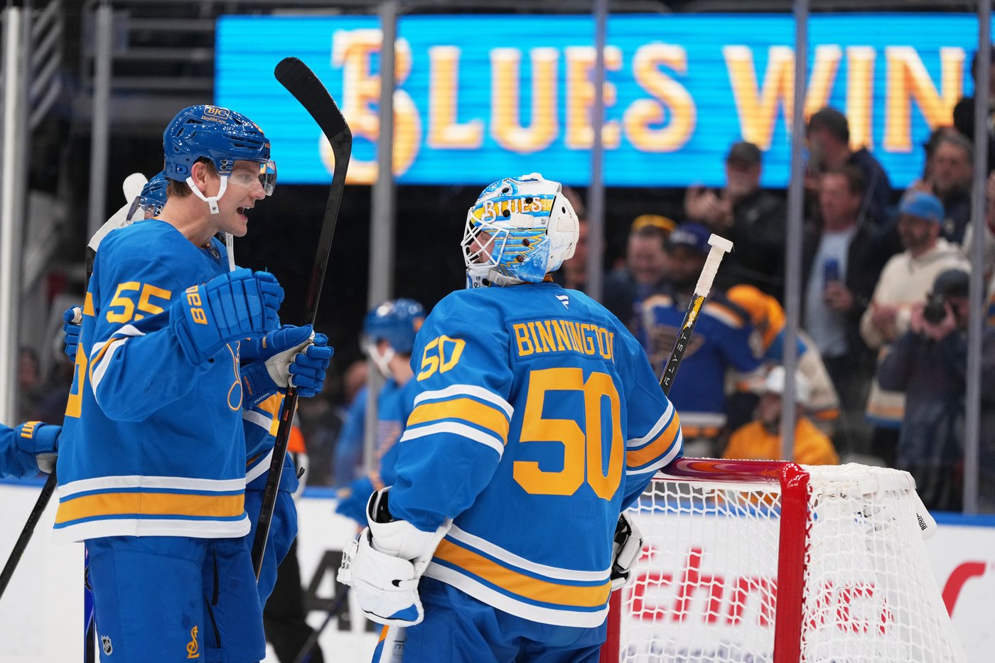 Walker, Binnington lead Blues to 3-2 win over Flames | iNFOnews.ca Walker, Binnington lead Blues to 3-2 win over Flames | iNFOnews.ca