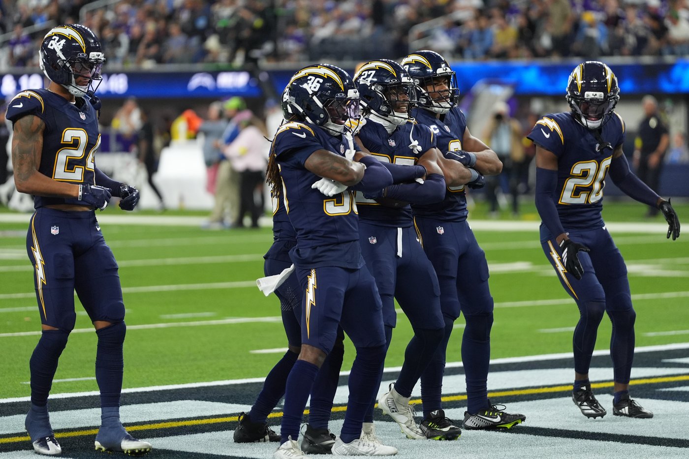 Chargers' high-powered offense set to face struggling Titans | iNFOnews.ca Chargers' high-powered offense set to face struggling Titans | iNFOnews.ca