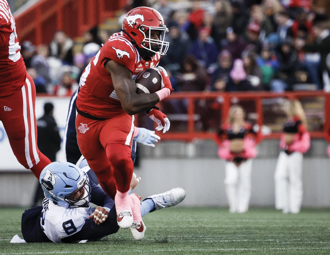 Dedrick Mills rushes for 115 yards, Stampeders trample Argonauts 44-13 | iNFOnews.ca Dedrick Mills rushes for 115 yards, Stampeders trample Argonauts 44-13 | iNFOnews.ca