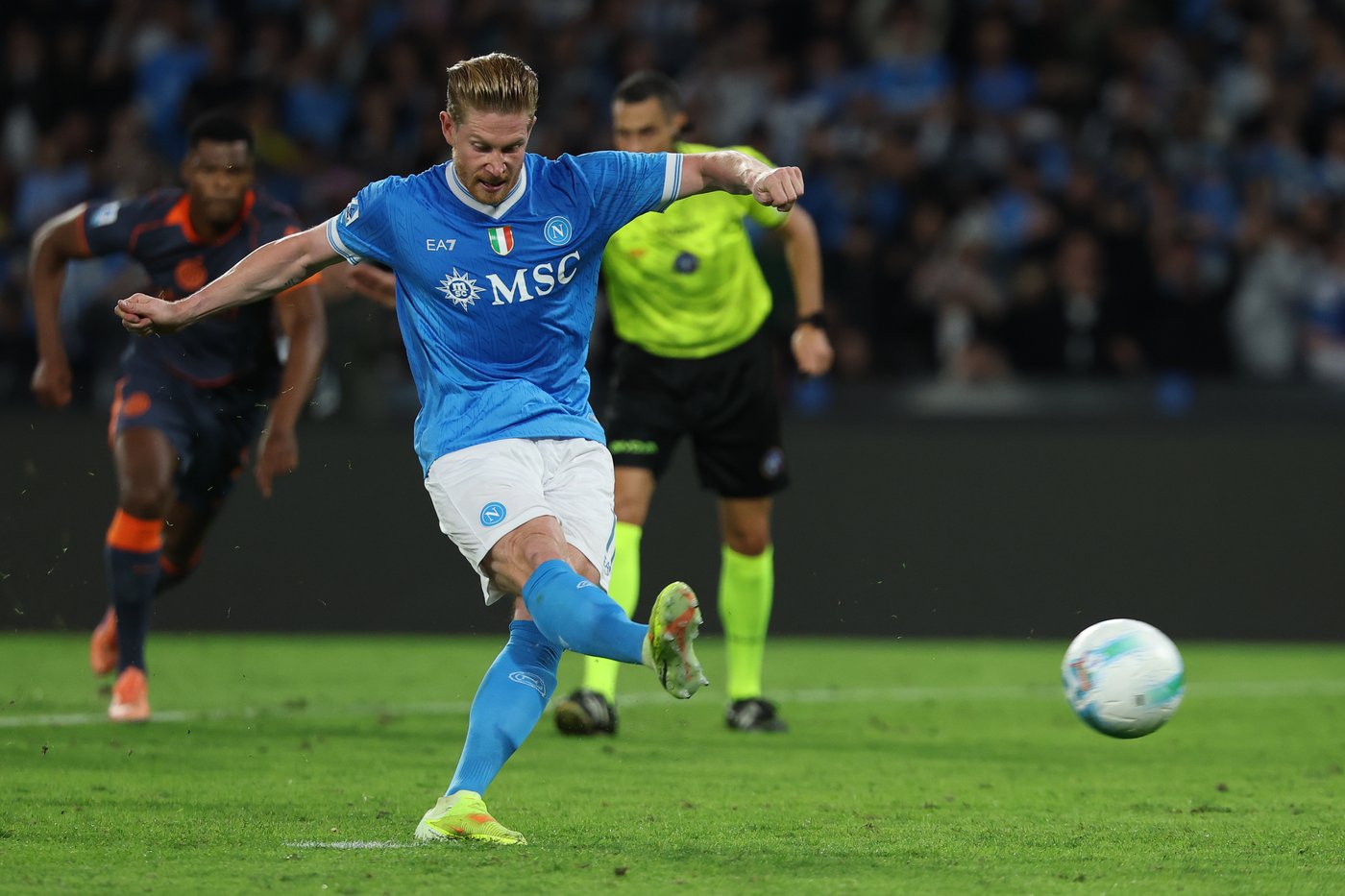 De Bruyne likely out injured until 2026 in a blow for Napoli and Belgium | iNFOnews.ca De Bruyne likely out injured until 2026 in a blow for Napoli and Belgium | iNFOnews.ca