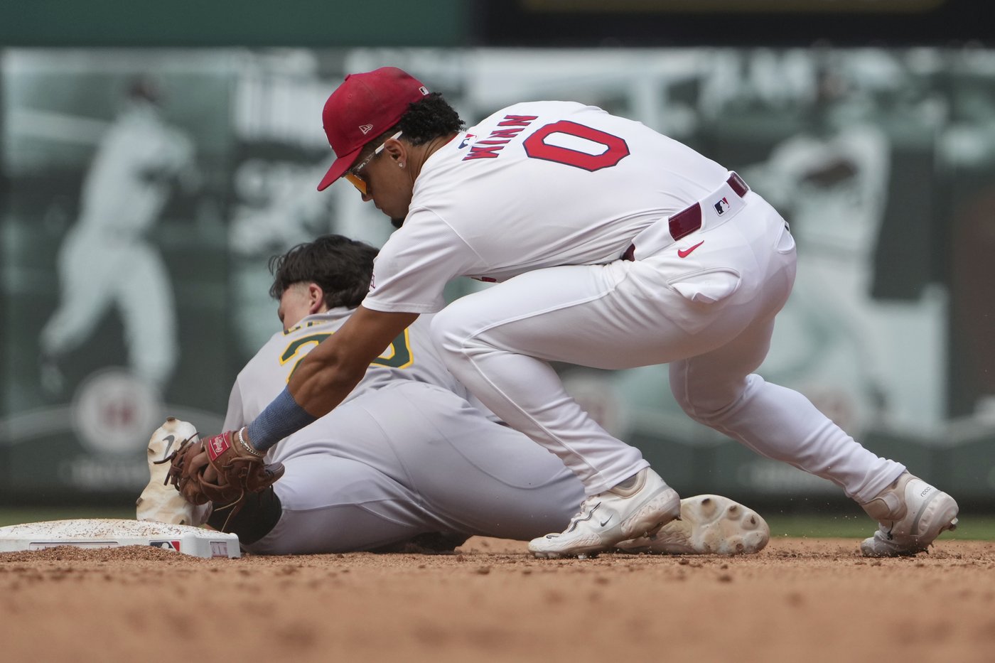 Cardinals shutting down shortstop Masyn Winn for rest of season as he deals with meniscus tear | iNFOnews.ca