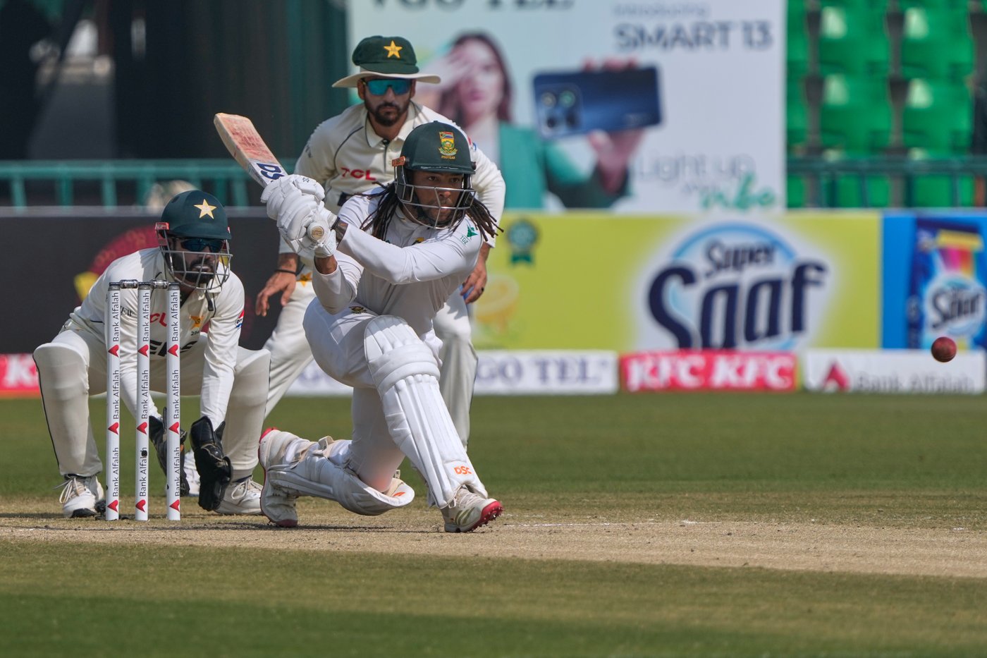 Noman's six wickets give Pakistan a big lead over South Africa in 1st cricket test | iNFOnews.ca Noman's six wickets give Pakistan a big lead over South Africa in 1st cricket test | iNFOnews.ca
