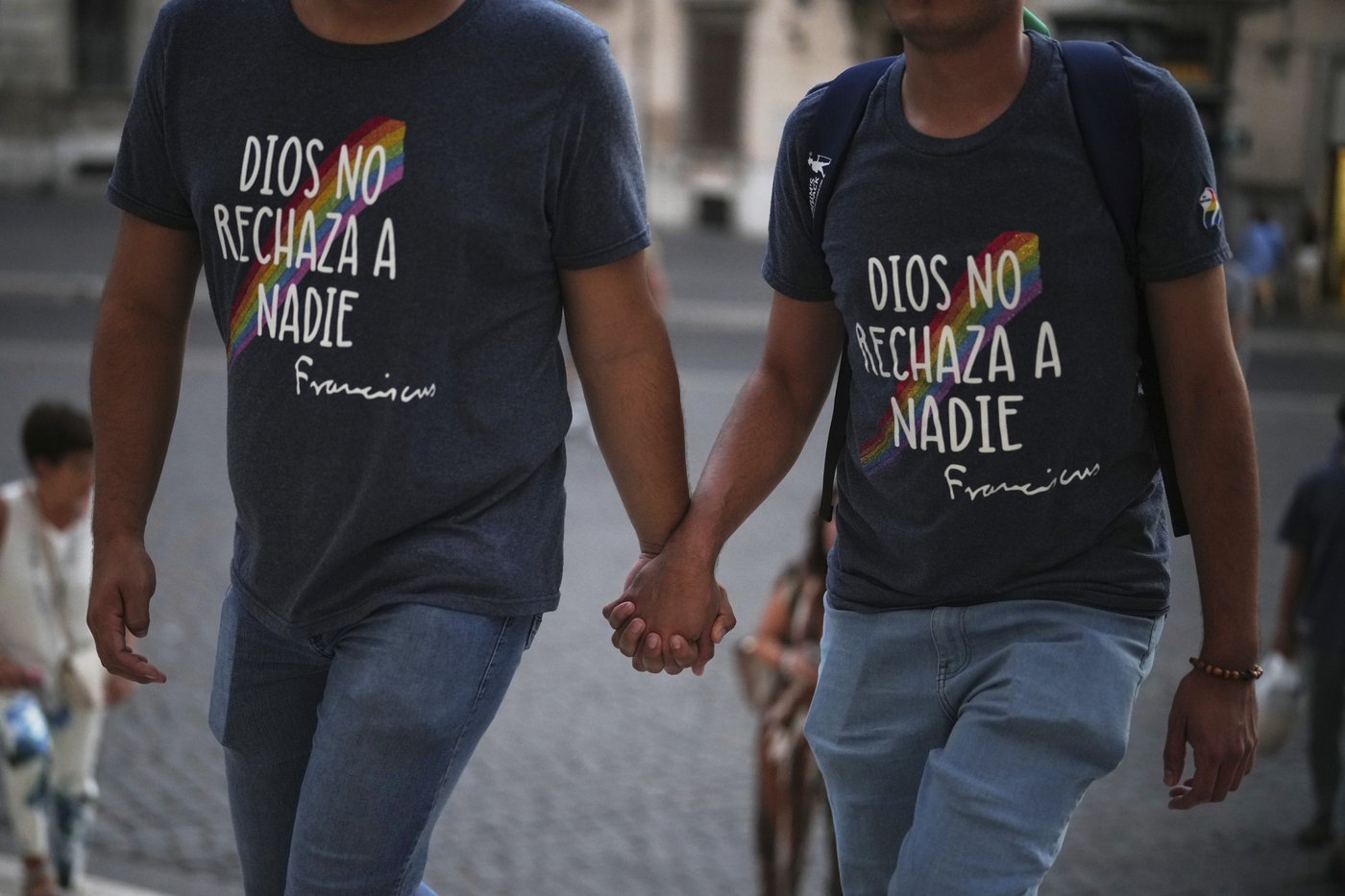 LGBTQ+ Catholics make Holy Year pilgrimage to Rome and celebrate a new feeling of welcome | iNFOnews.ca LGBTQ+ Catholics make Holy Year pilgrimage to Rome and celebrate a new feeling of welcome | iNFOnews.ca