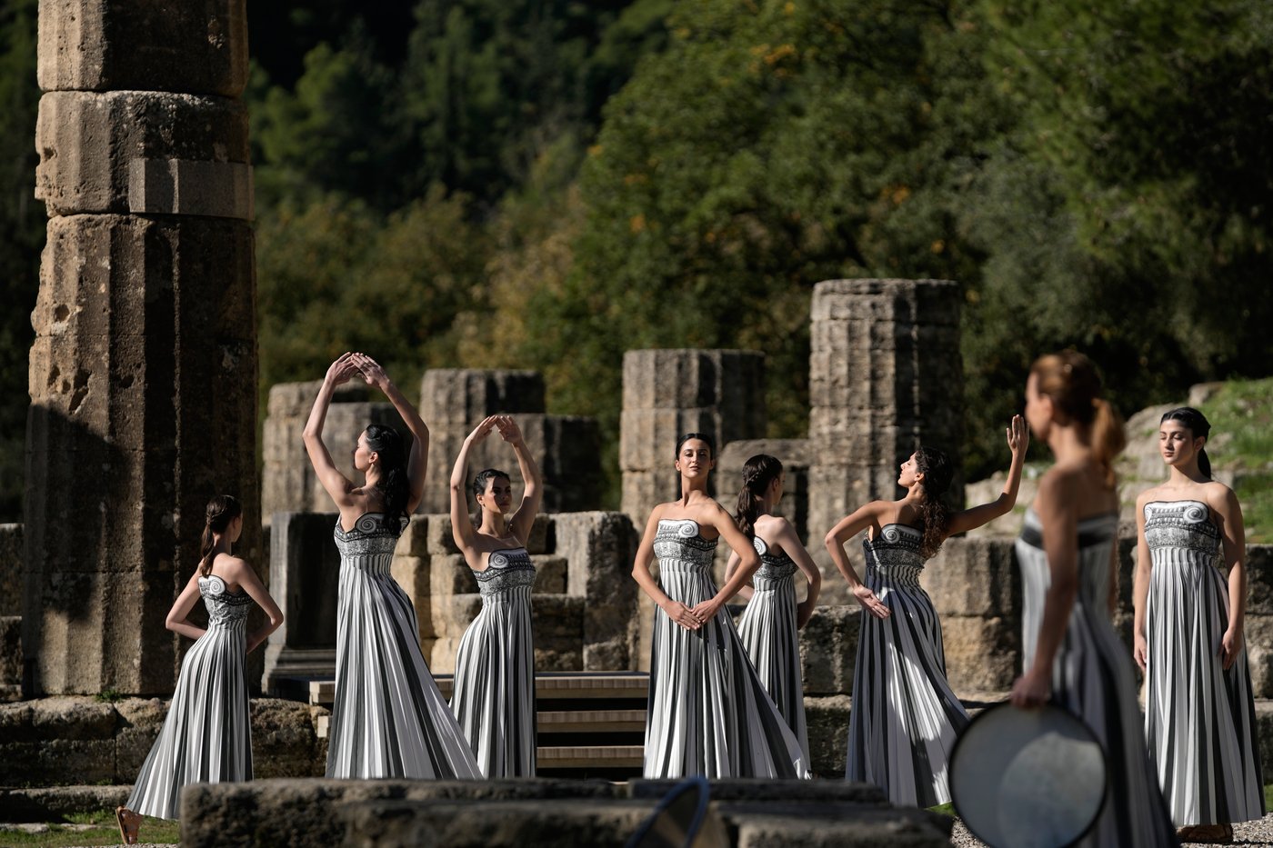 As clouds threaten ceremony, Greece prepares a backup flame for the Milan Cortina Winter Olympics | iNFOnews.ca