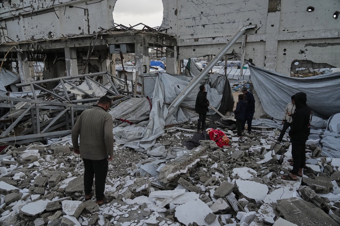 Gaza's living conditions worsen as strong winds and hypothermia kill 5 | iNFOnews.ca