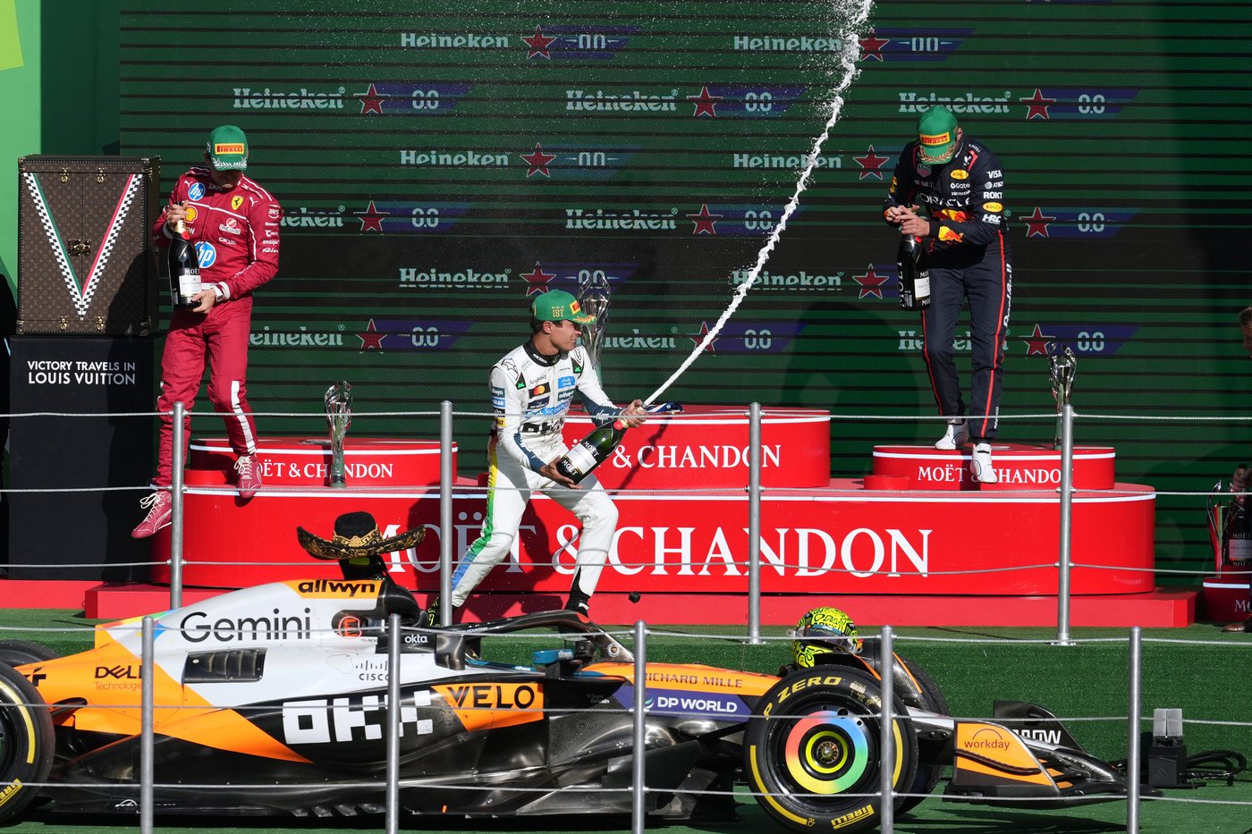 Lando Norris snaps losing streak with Formula One victory in Mexico City | iNFOnews.ca Lando Norris snaps losing streak with Formula One victory in Mexico City | iNFOnews.ca
