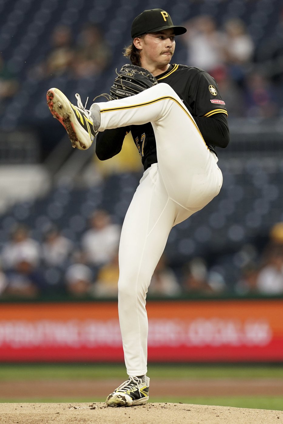 Bubba Chandler, 2 relievers combine on one-hitter as Pirates defeat A's 2-0 to end 5-game skid | iNFOnews.ca
