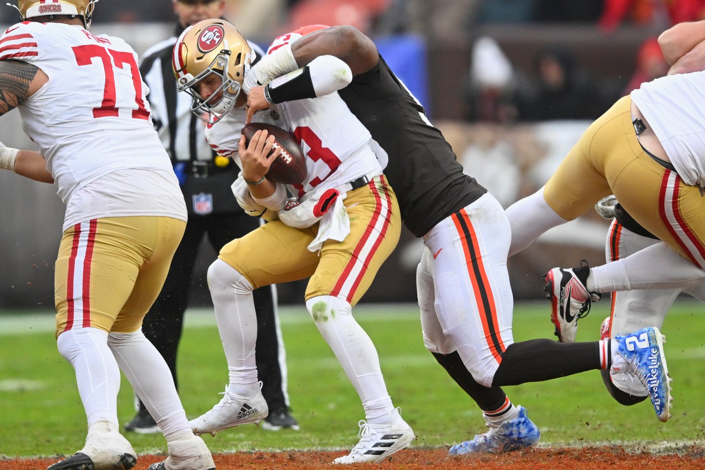 Brock Purdy leads 49ers to 26-8 victory over Browns, spoiling Shedeur Sanders' home debut | iNFOnews.ca