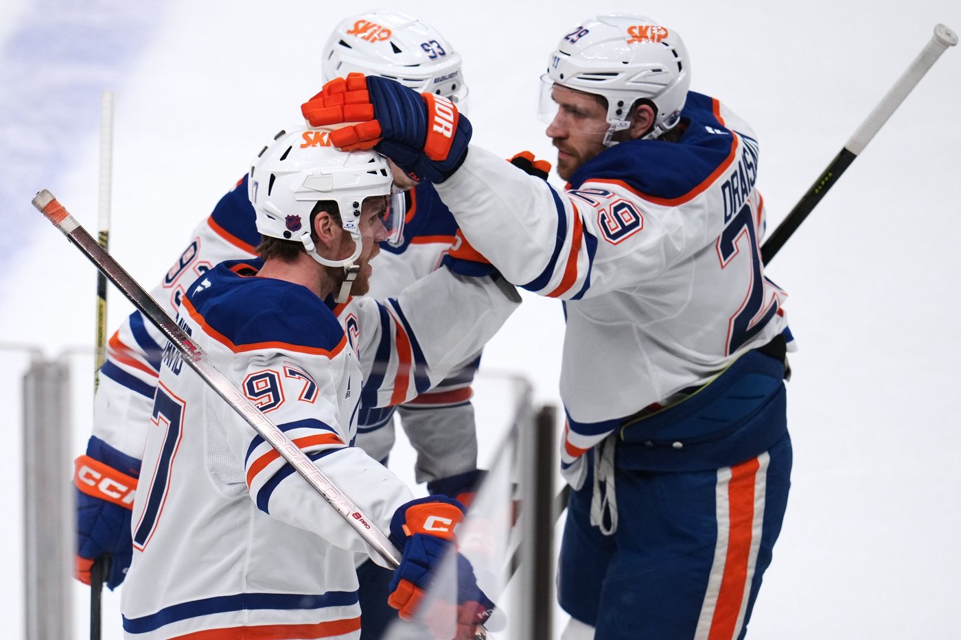 Leon Draisaitl reaches 1,000 career points against Penguins, Skinner | iNFOnews.ca Leon Draisaitl reaches 1,000 career points against Penguins, Skinner | iNFOnews.ca
