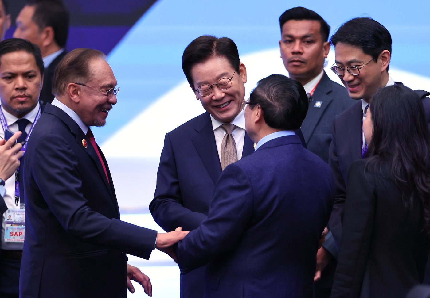 Malaysia's Anwar calls for dialogue over coercion at East Asia summit | iNFOnews.ca Malaysia's Anwar calls for dialogue over coercion at East Asia summit | iNFOnews.ca