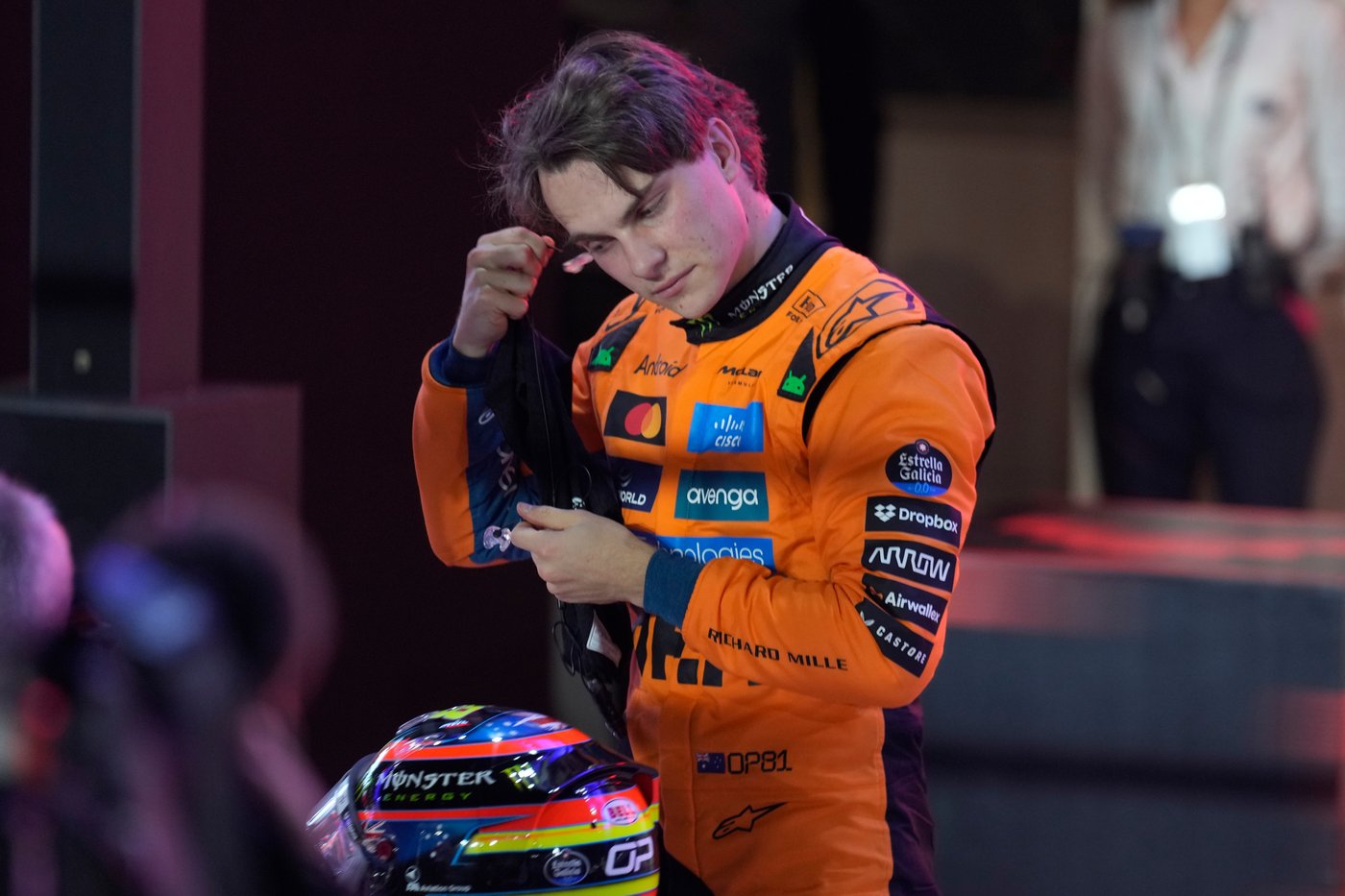 Piastri takes pole for Qatar GP sprint race with Norris third and Verstappen sixth | iNFOnews.ca