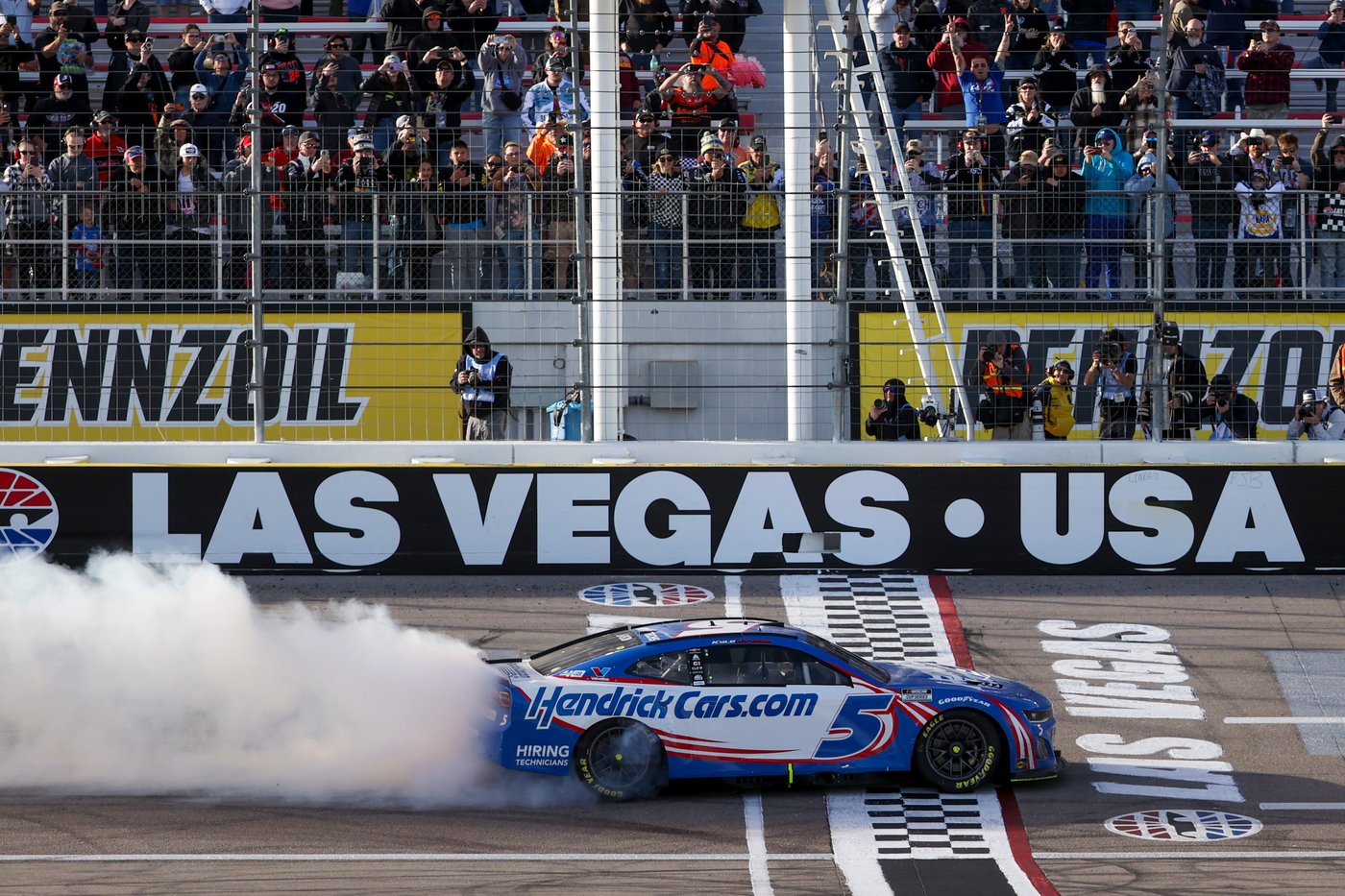 NASCAR hoping must-win scenarios at Martinsville will avoid manipulation repeat | iNFOnews.ca NASCAR hoping must-win scenarios at Martinsville will avoid manipulation repeat | iNFOnews.ca