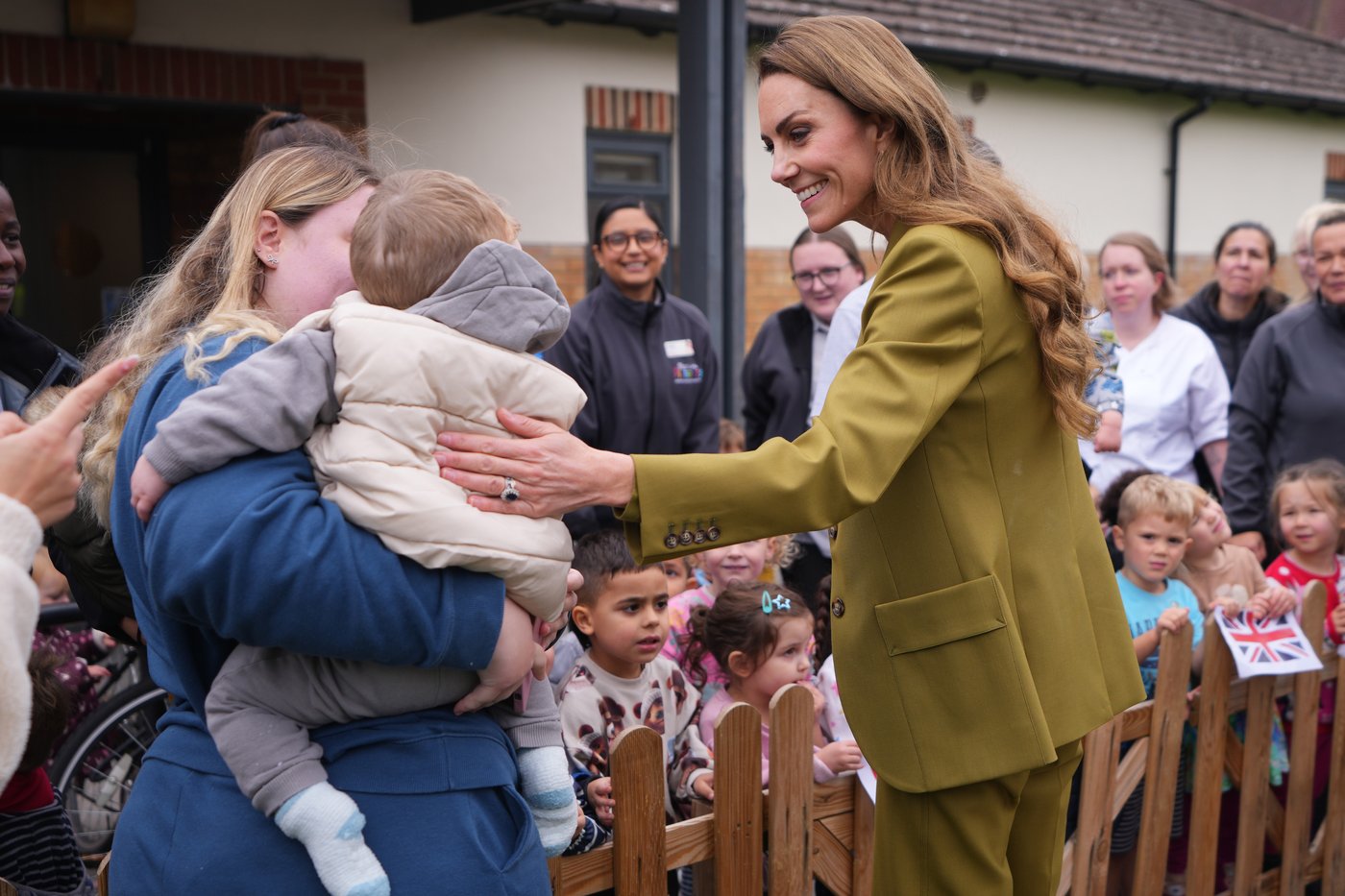 Princess of Wales suggests parents should put down the phone to combat social discontent | iNFOnews.ca Princess of Wales suggests parents should put down the phone to combat social discontent | iNFOnews.ca