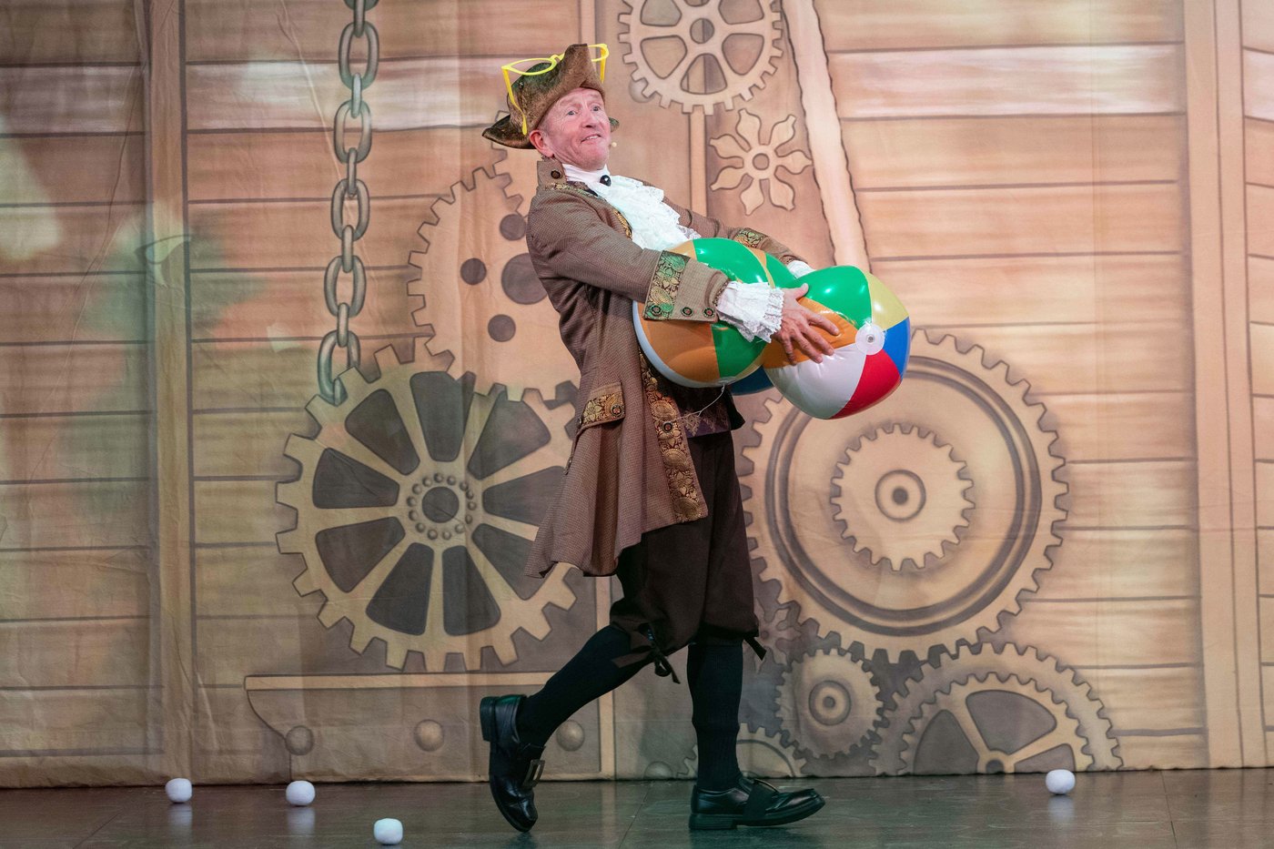 'Eddie the Eagle' transitions from Olympic ski jumper to actor, in photos | iNFOnews.ca