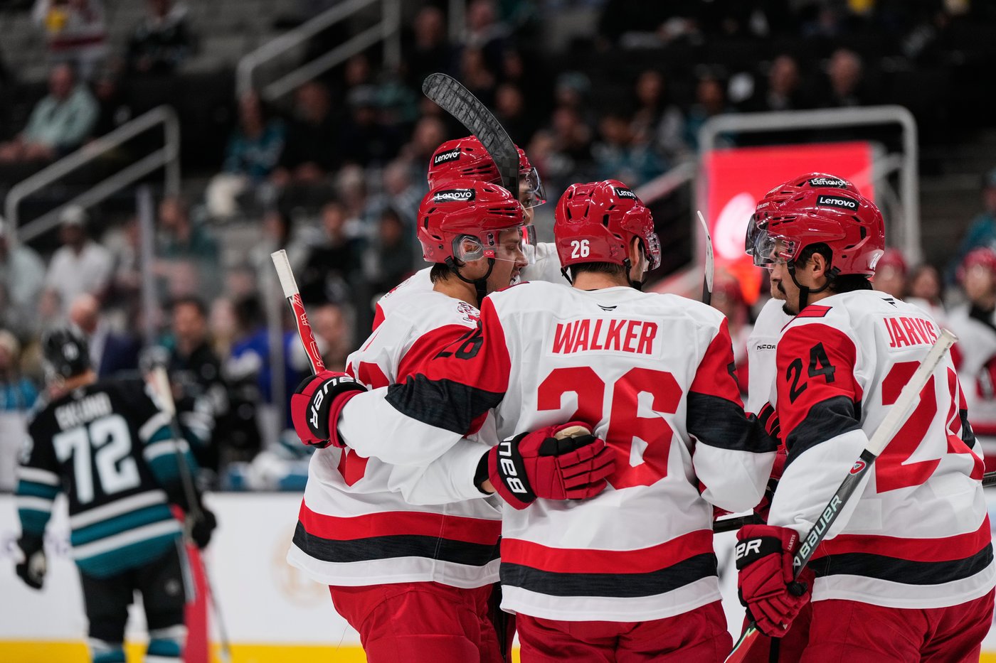 Carrier, Robinson score late in 2nd period and Hurricanes beat Sharks 5-1 to improve to 3-0 | iNFOnews.ca