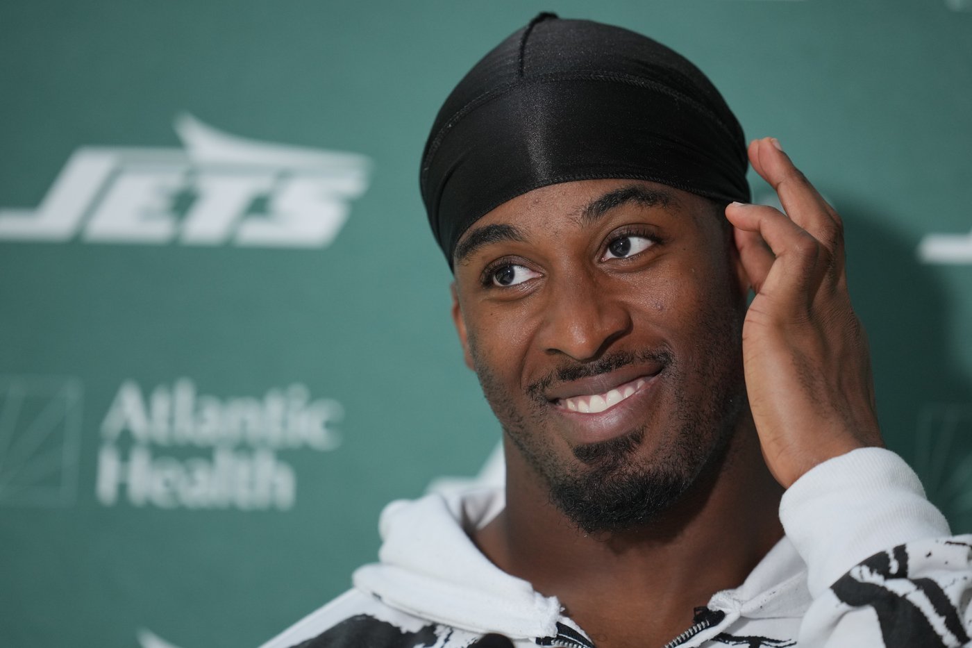 Jets edge rusher Jermaine Johnson is 'ready to go' against the Broncos in London | iNFOnews.ca Jets edge rusher Jermaine Johnson is 'ready to go' against the Broncos in London | iNFOnews.ca