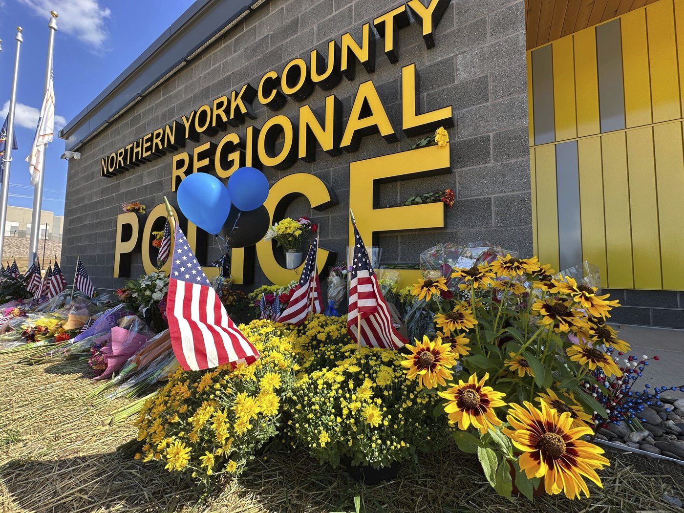 Pennsylvania detectives killed in an ambush are remembered for saving lives and helping others | iNFOnews.ca Pennsylvania detectives killed in an ambush are remembered for saving lives and helping others | iNFOnews.ca