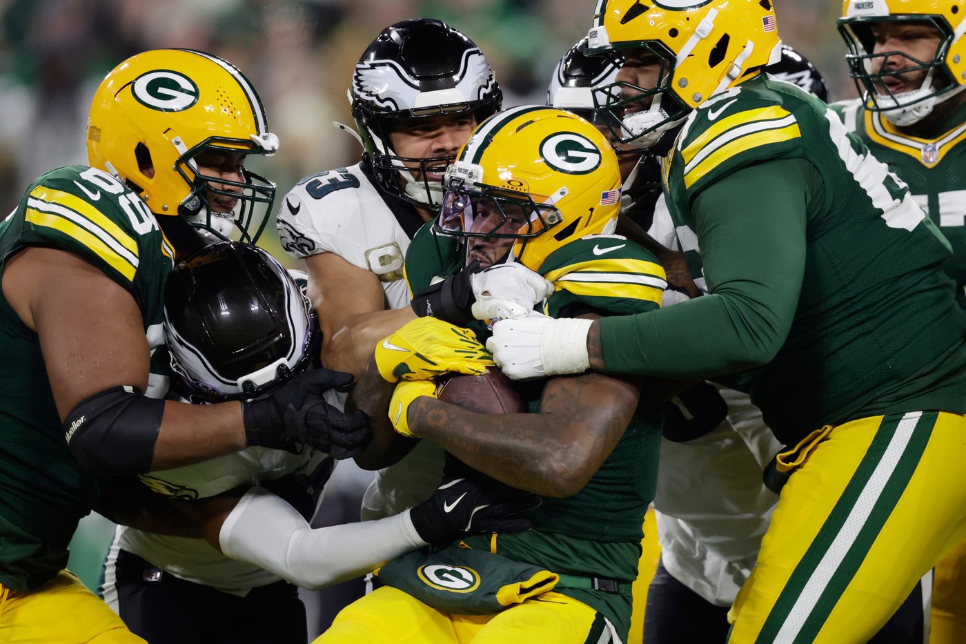 Packers suddenly find themselves in a tenuous position after consecutive home losses | iNFOnews.ca