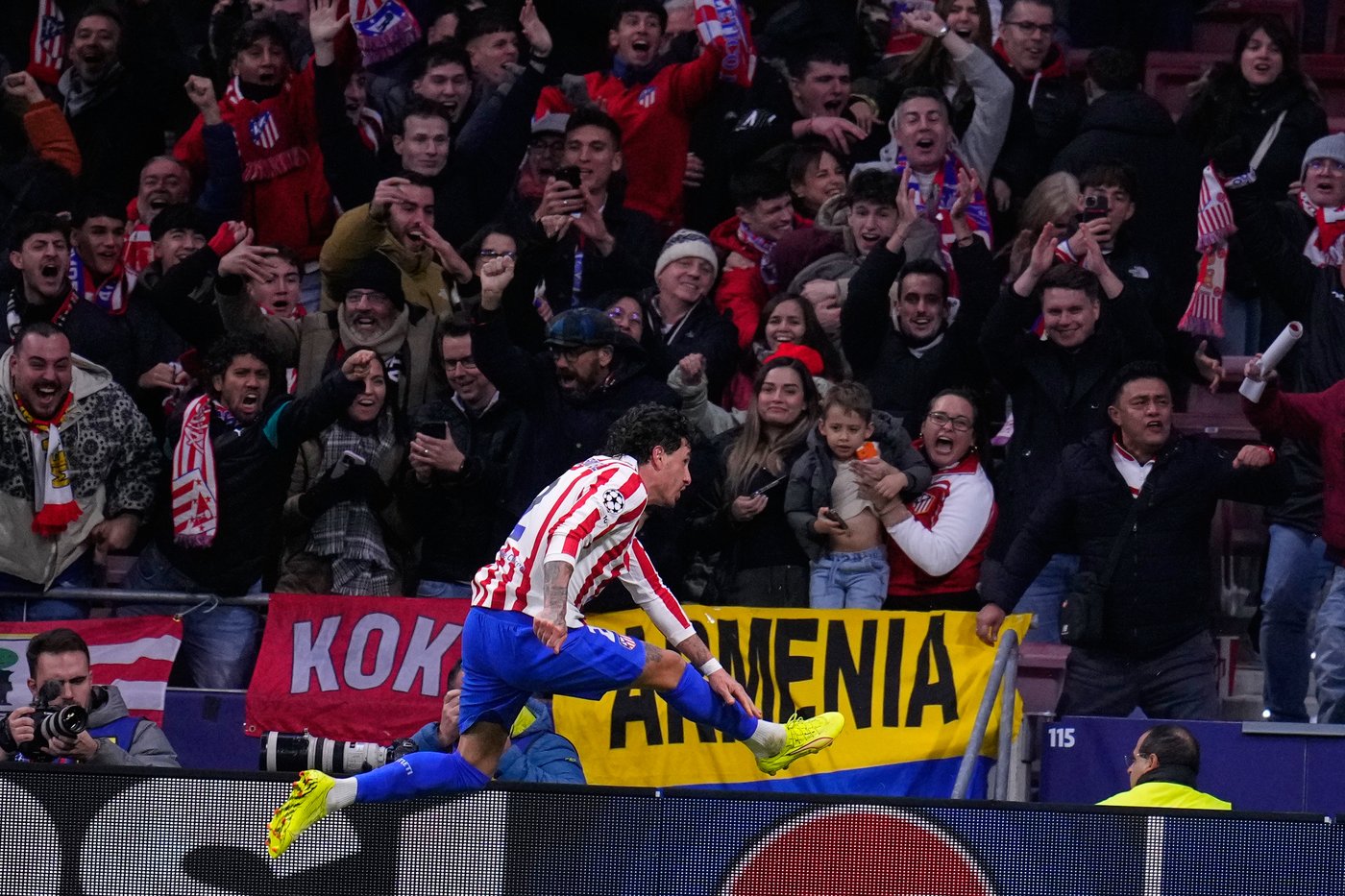 Atletico coach Simeone shows trademark emotions stopping Inter's winning run in Champions League | iNFOnews.ca