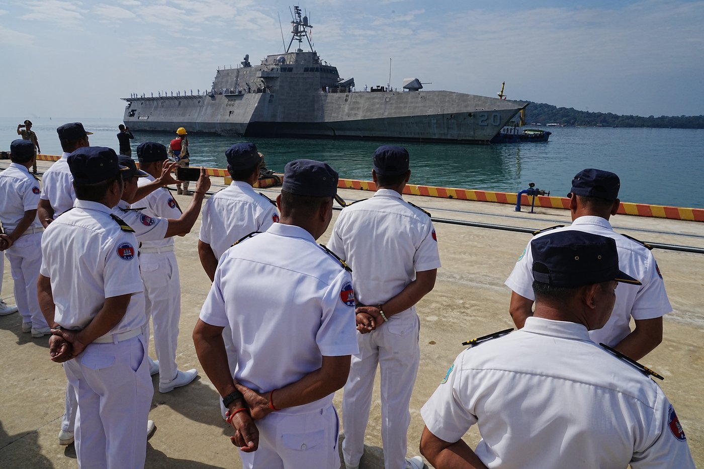 A US warship is making a friendship visit to a Cambodian naval base upgraded with China's help | iNFOnews.ca