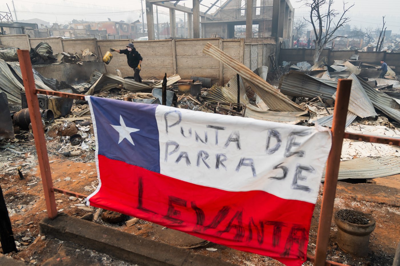 Chile fights wildfires that killed 19 and forced massive evacuations | iNFOnews.ca