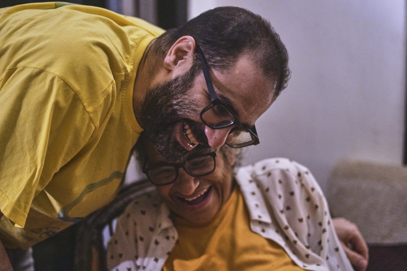 Egyptian activist Alaa Abd el-Fattah released from prison after presidential pardon | iNFOnews.ca