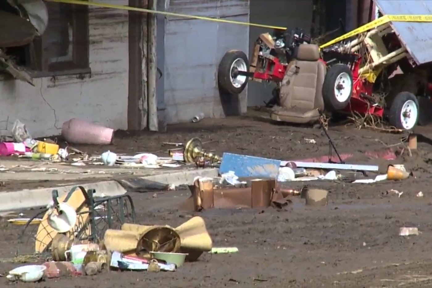 4 dead after flooding in Arizona, including in historic mining town | iNFOnews.ca