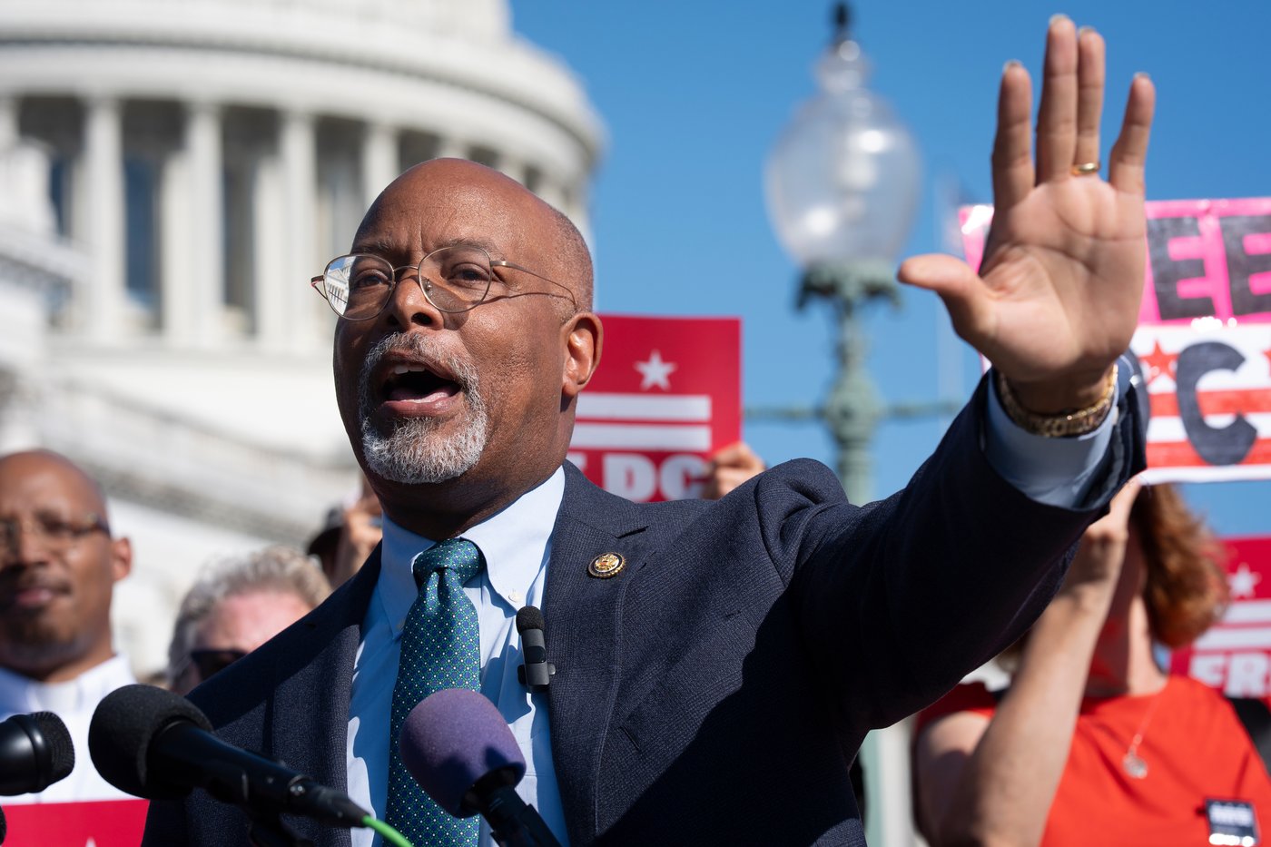 At annual legislative conference, Black lawmakers confront Trump-era cuts and civil rights setbacks | iNFOnews.ca