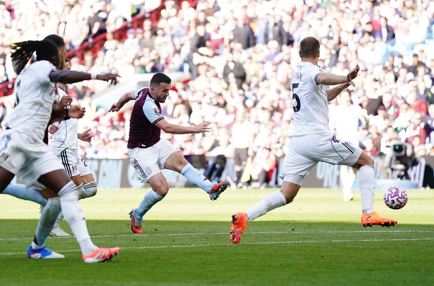 Aston Villa beat Fulham 3-1 for first Premier League win of the season | iNFOnews.ca