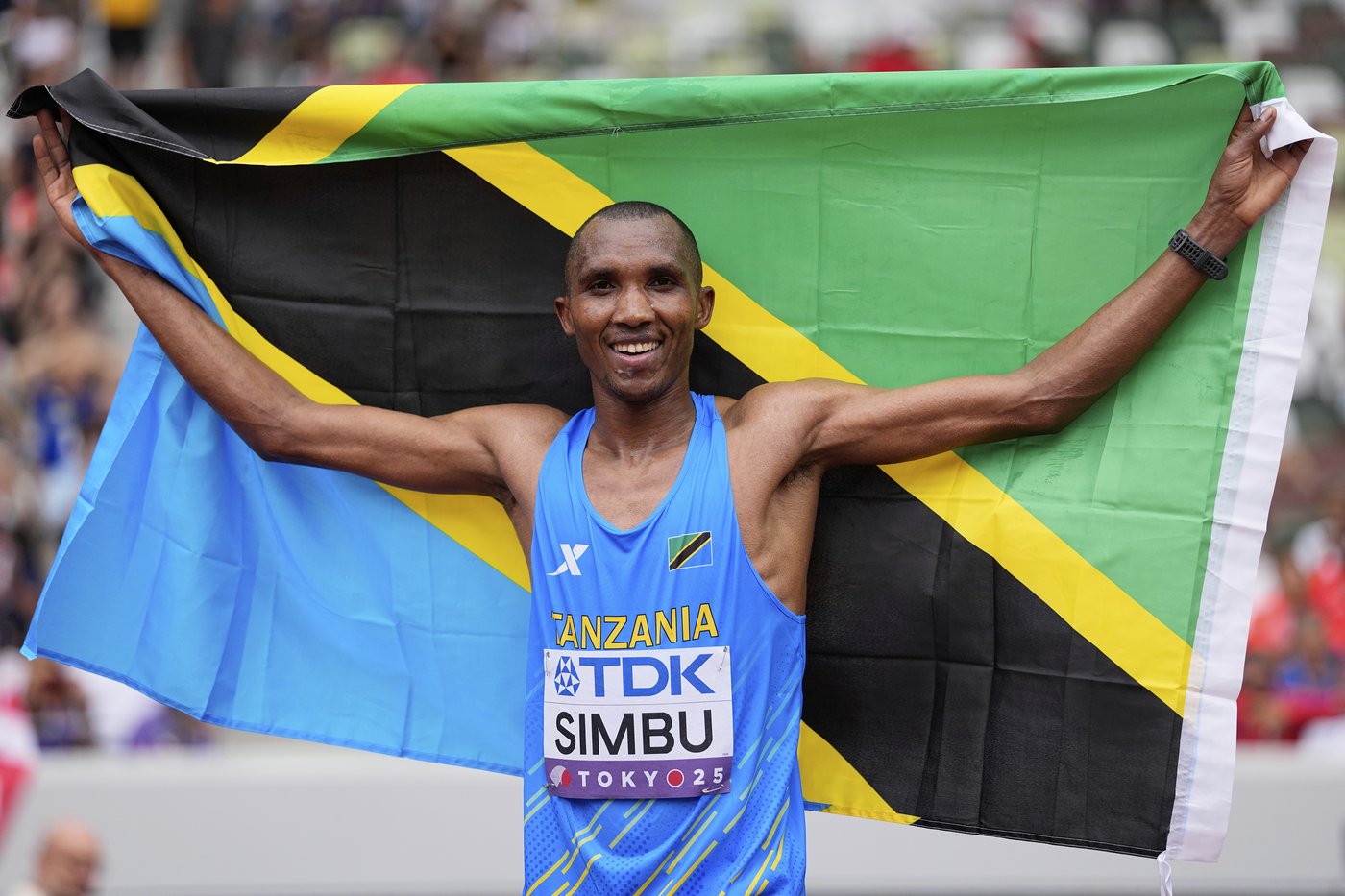 Marathon at world champs comes down to a sprint and a photo finish | iNFOnews.ca Marathon at world champs comes down to a sprint and a photo finish | iNFOnews.ca