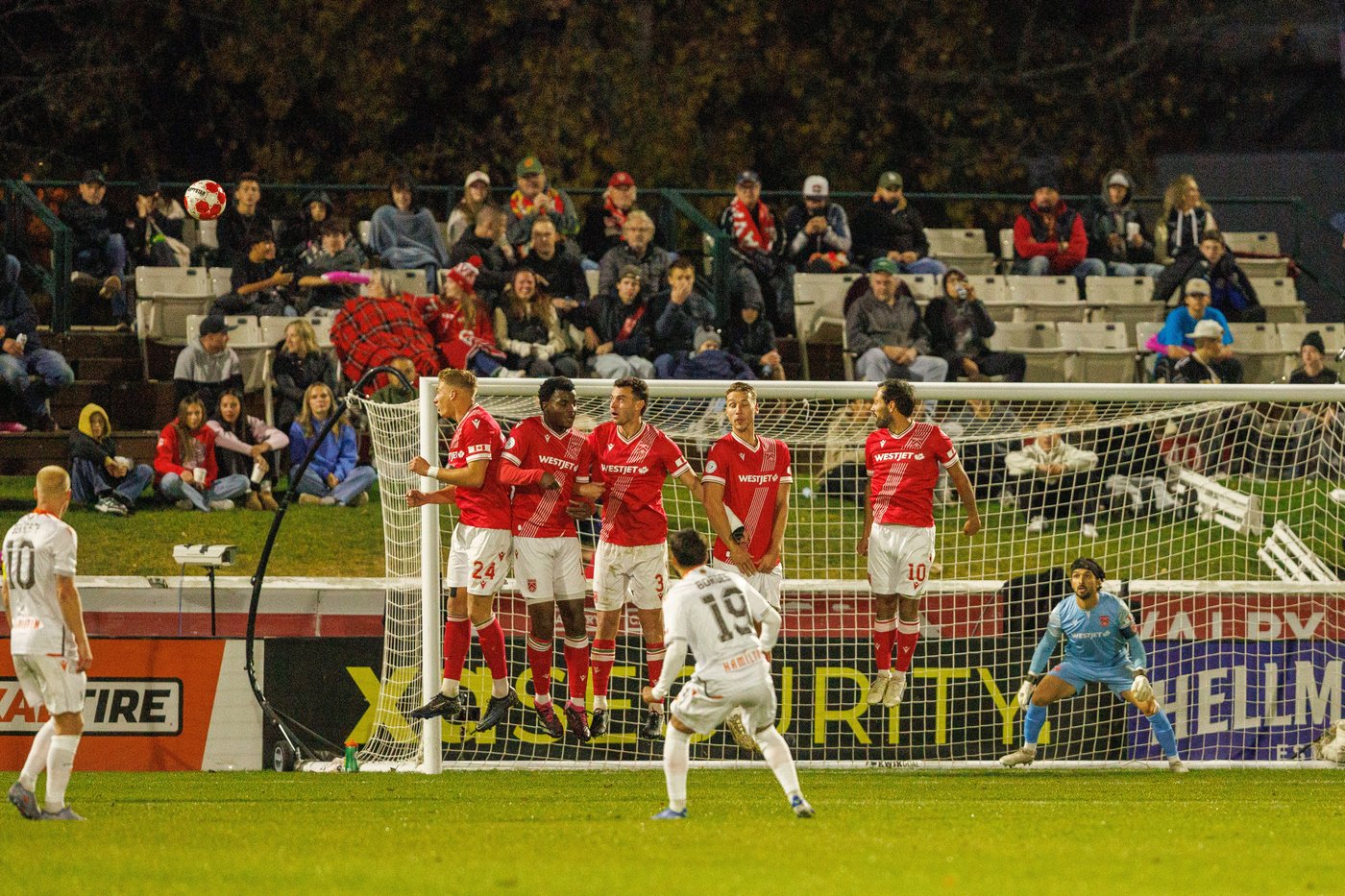 Forge, Cavalry renew playoff rivalry with place in CPL championship game on the line | iNFOnews.ca Forge, Cavalry renew playoff rivalry with place in CPL championship game on the line | iNFOnews.ca