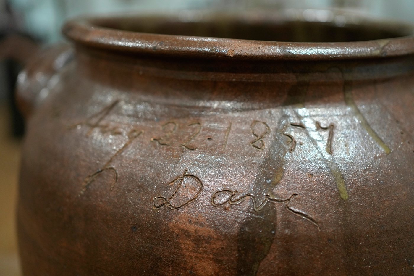 Descendants obtain works of enslaved potter in landmark restitution deal | iNFOnews.ca
