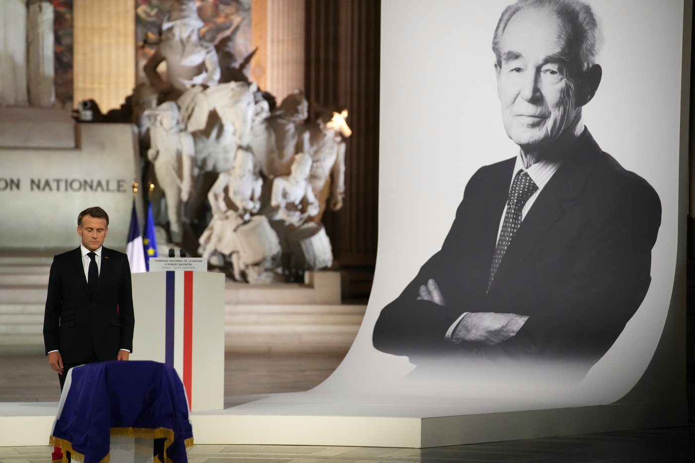 Tomb of former French Justice Minister Badinter defaced with graffiti before Panthéon ceremony | iNFOnews.ca Tomb of former French Justice Minister Badinter defaced with graffiti before Panthéon ceremony | iNFOnews.ca