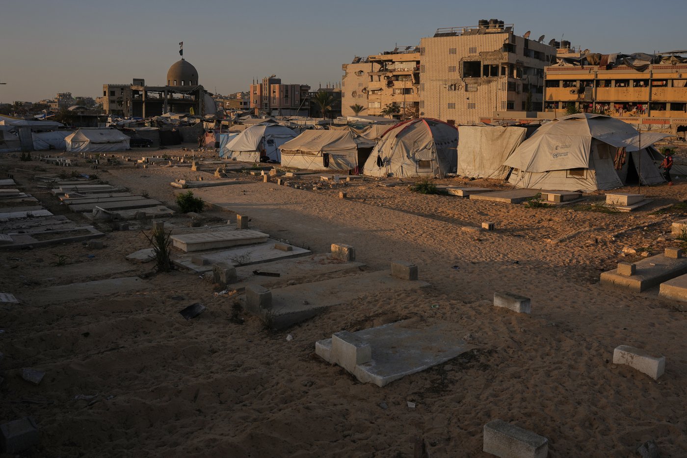 In Gaza cemeteries, some displaced Palestinians live among the dead | iNFOnews.ca In Gaza cemeteries, some displaced Palestinians live among the dead | iNFOnews.ca