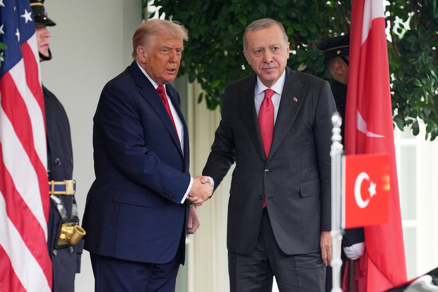 Trump hosts Turkey's Erdogan at the US considers lifting a ban on F-35 sales to the NATO ally | iNFOnews.ca