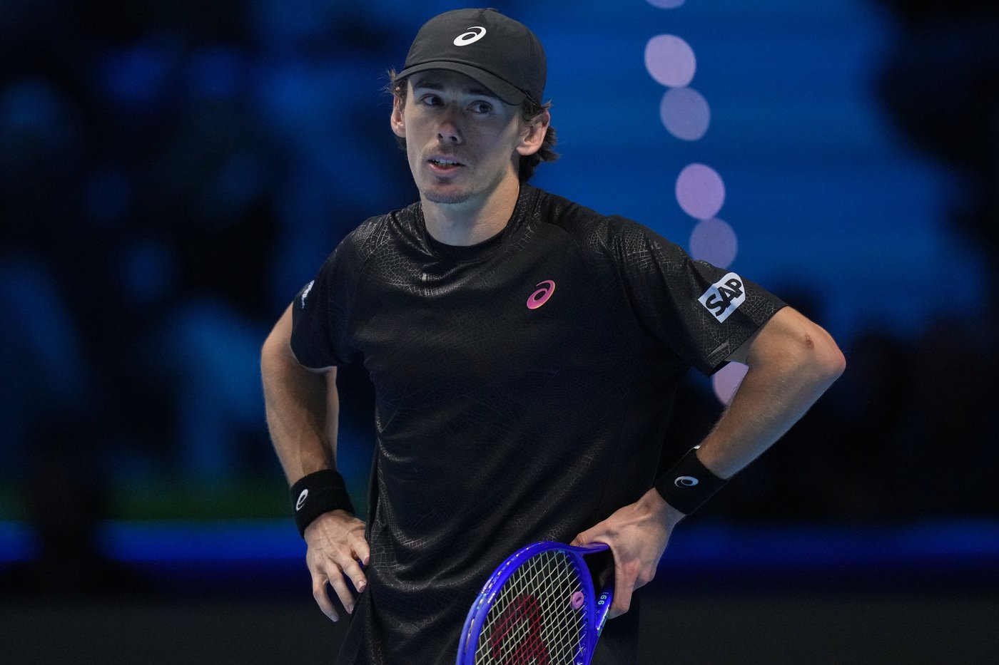 Jannik Sinner beats Alex de Minaur to reach ATP Finals championship match | iNFOnews.ca Jannik Sinner beats Alex de Minaur to reach ATP Finals championship match | iNFOnews.ca