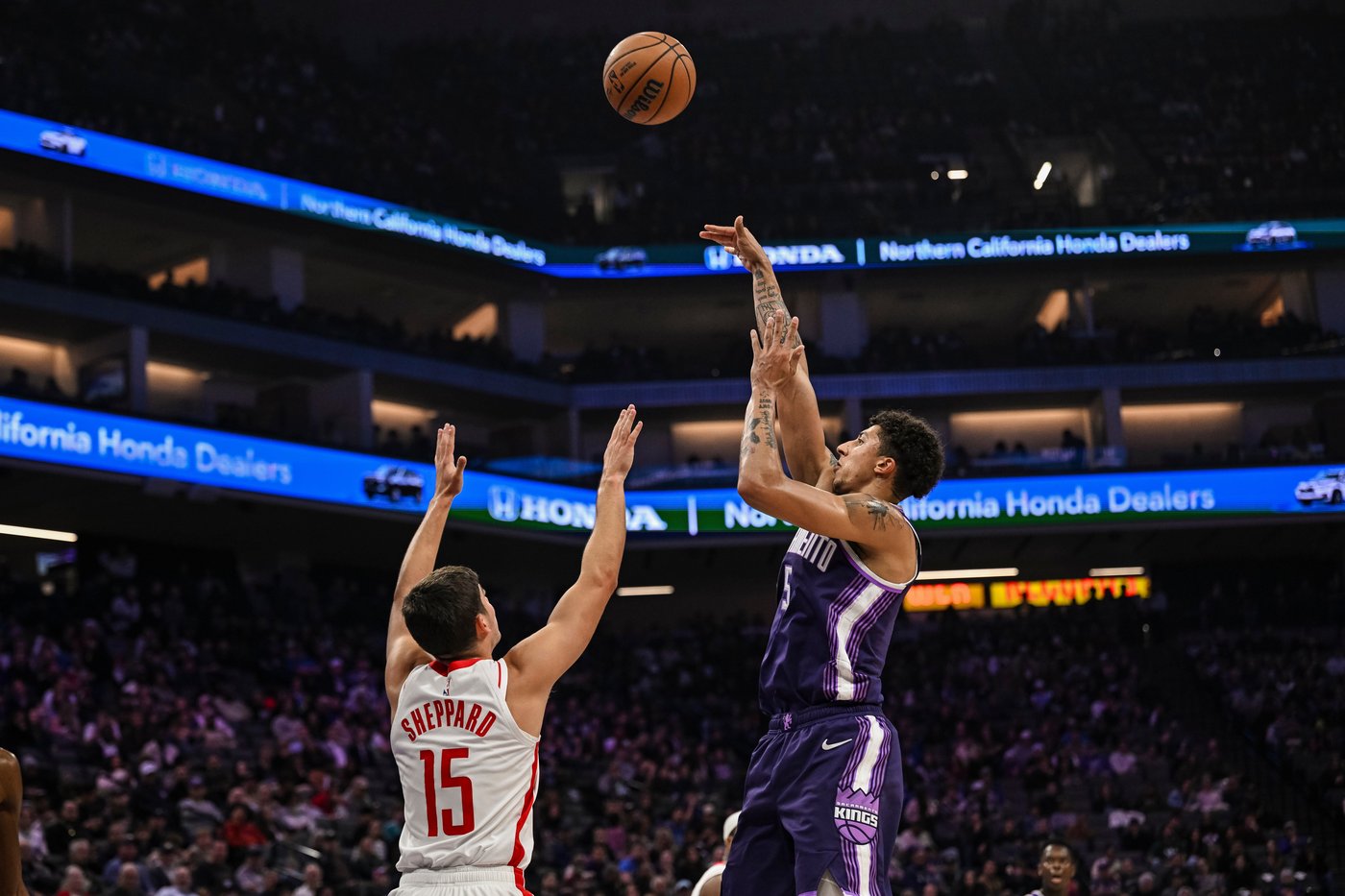 Schroeder hits late 3 in OT as Kings stun Rockets 125-124 | iNFOnews.ca