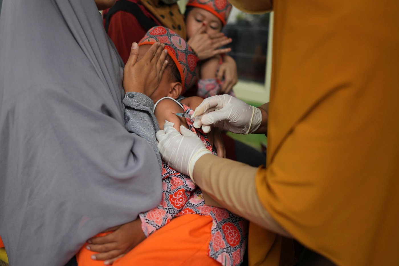 Halal concerns drive vaccine hesitancy as Indonesia fights measles outbreak | iNFOnews.ca