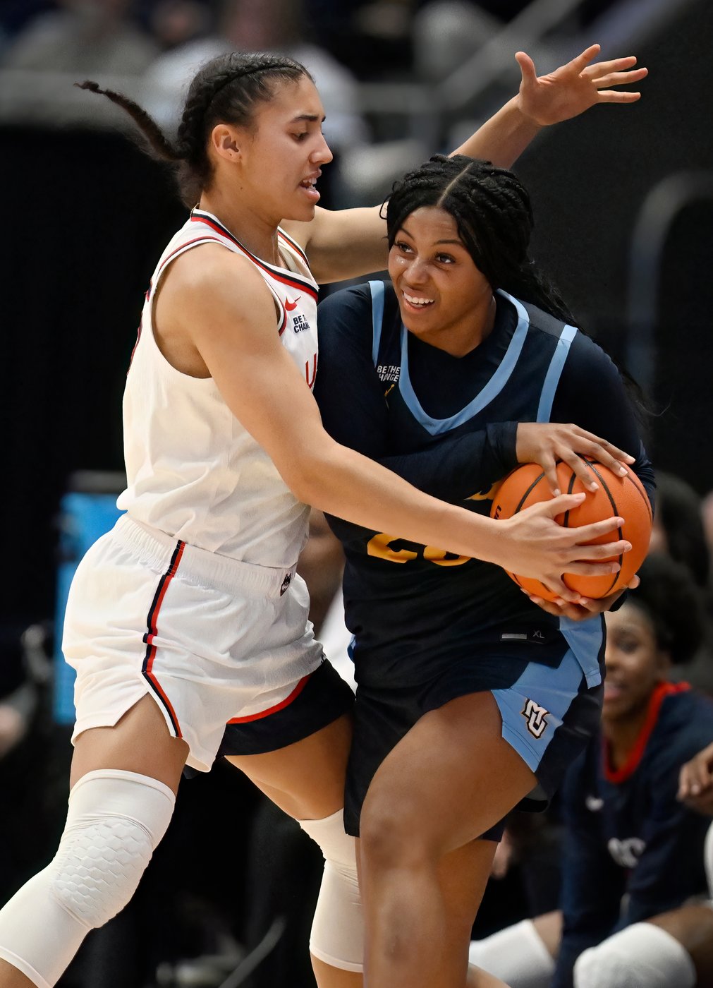Strong, top-ranked UConn women roll past Marquette in final home game of 2025 | iNFOnews.ca