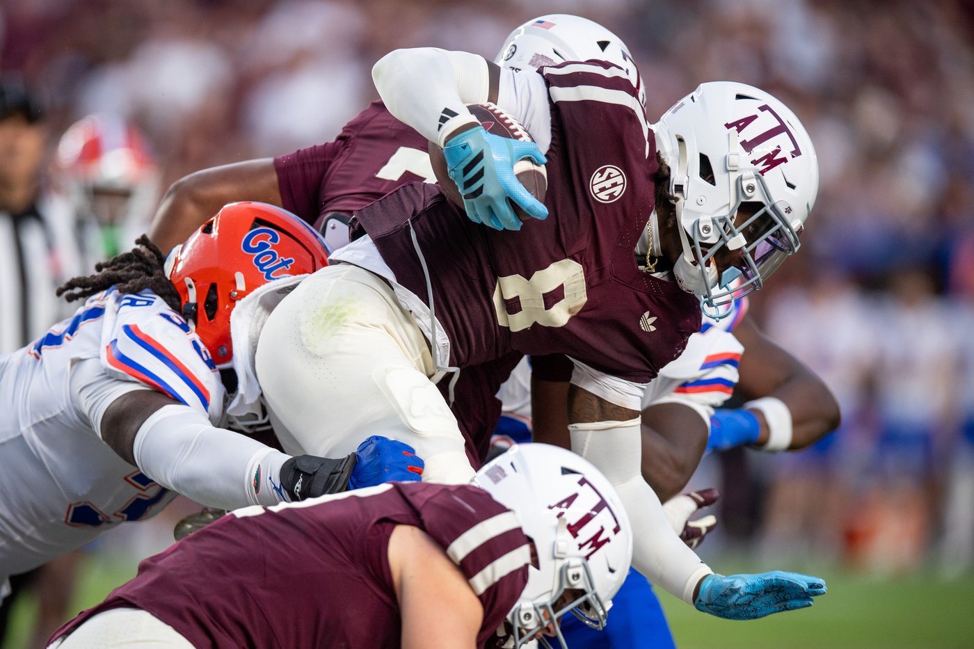 No. 4 Texas A&M's Le’Veon Moss sidelined with significant ankle injury | iNFOnews.ca No. 4 Texas A&M's Le’Veon Moss sidelined with significant ankle injury | iNFOnews.ca
