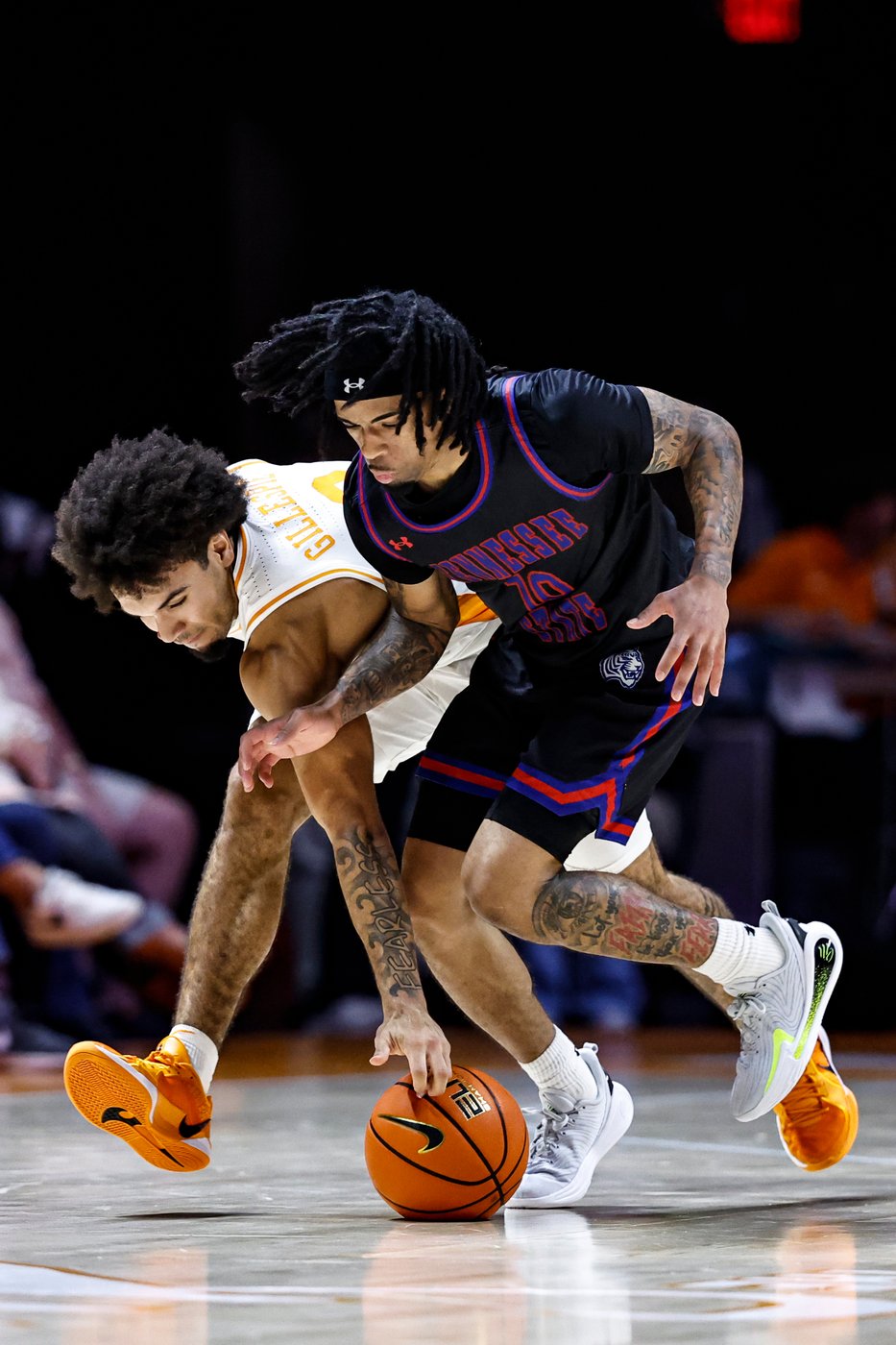 Gillespie scores 17 to lead No. 20 Tennessee over Tennessee State 89-60 | iNFOnews.ca