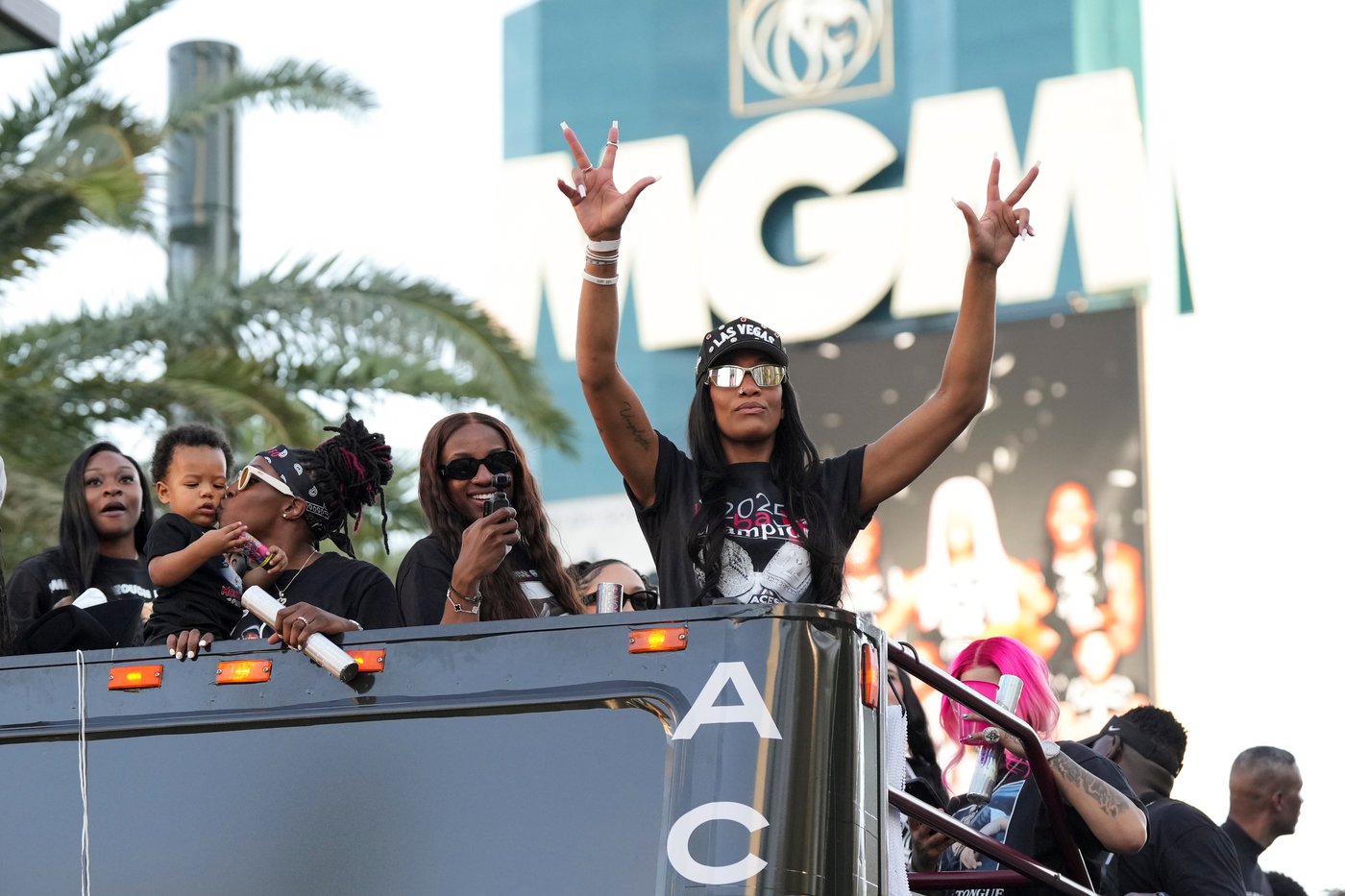 Aces celebrate third WNBA championship in 4 years with parade on Las Vegas Boulevard | iNFOnews.ca Aces celebrate third WNBA championship in 4 years with parade on Las Vegas Boulevard | iNFOnews.ca