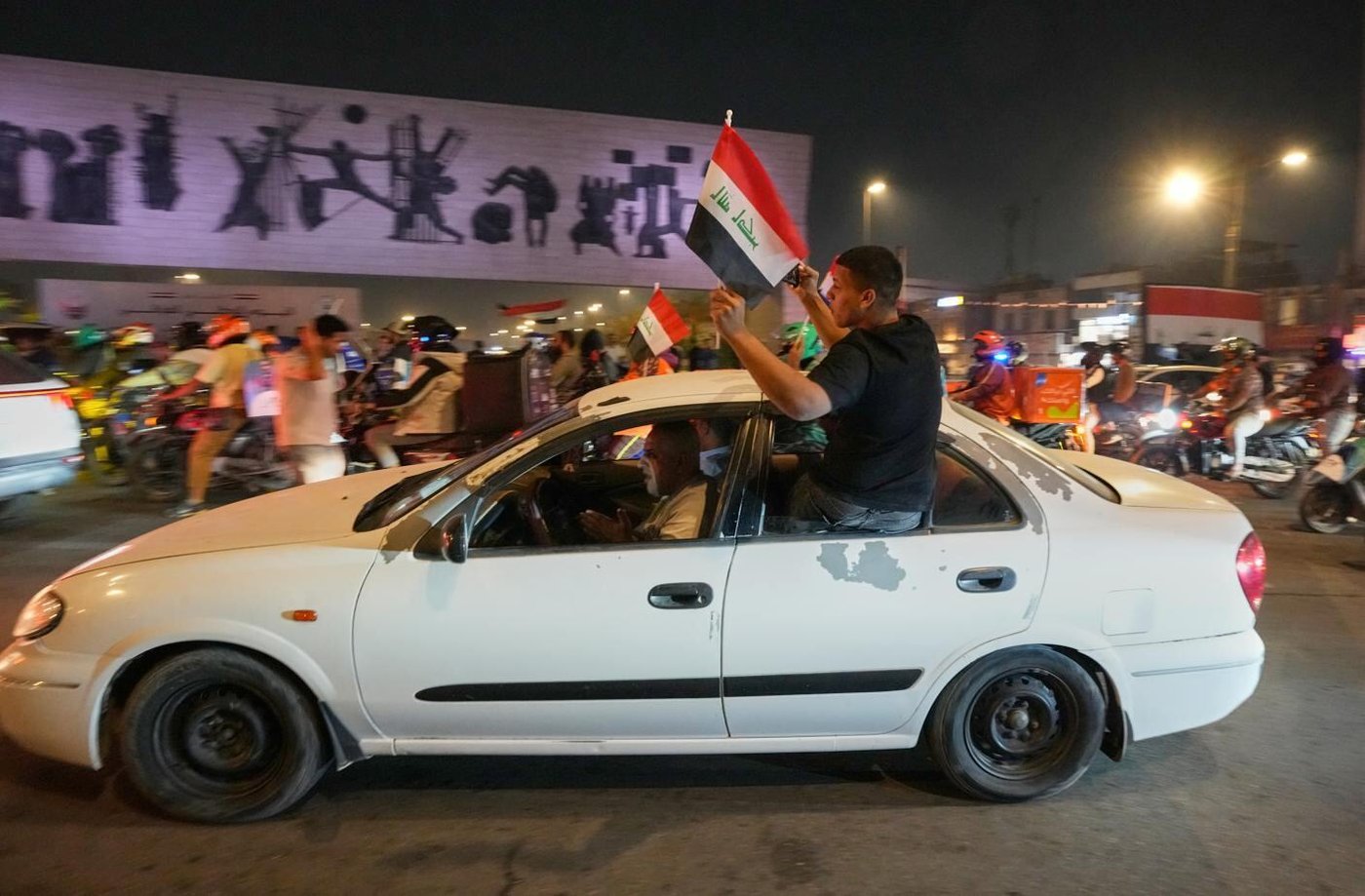 Prime minister's coalition makes a strong showing in Iraqi elections, but no single bloc dominates | iNFOnews.ca